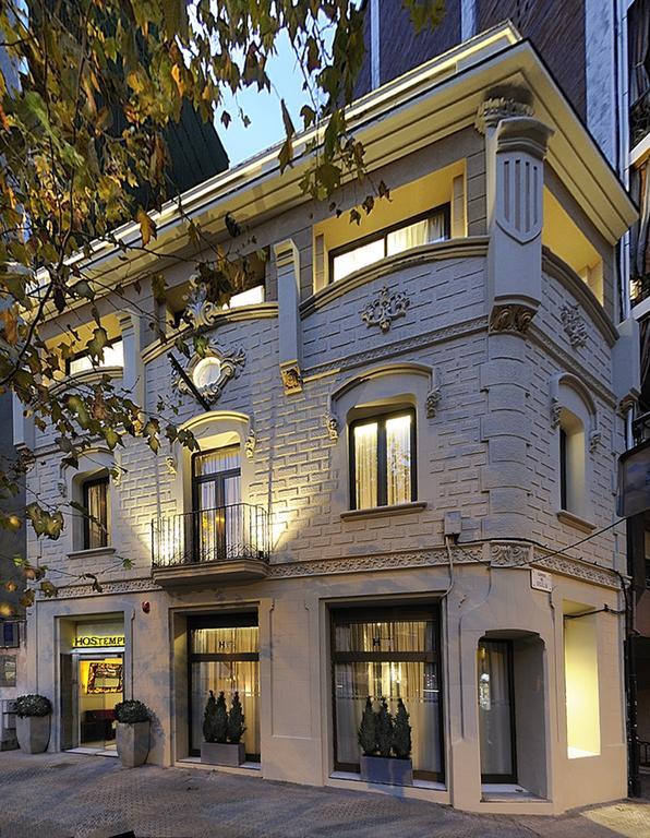 Hostemplo Sagrada Familia Guest house