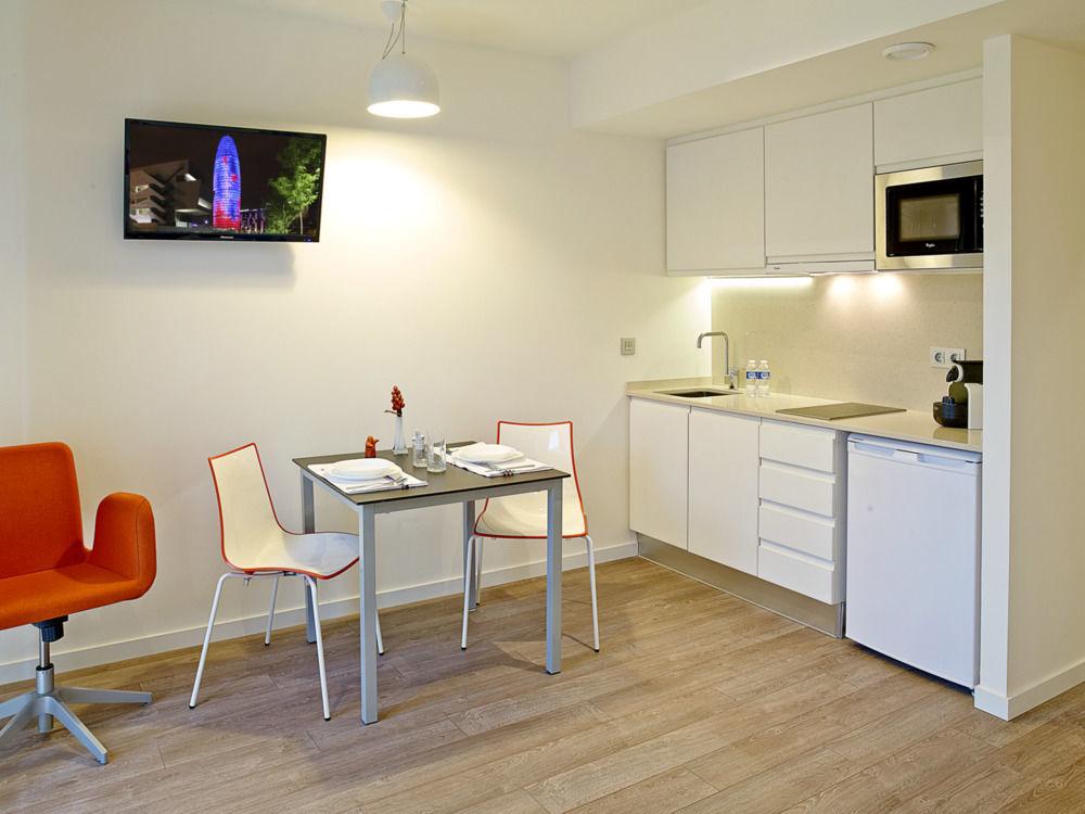 Hostemplo Sagrada Familia Guest house 3*